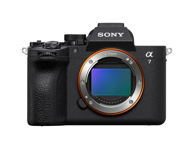 sony-alpha-7-v-full-frame-hybrid-mirrorless-camera-body-only image 1