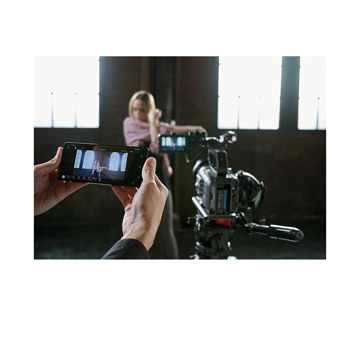 sony-ilme-fx6-cinema-line-full-frame-camera image 8