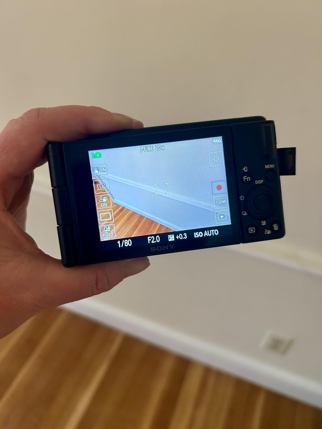 Best budget vlog camera