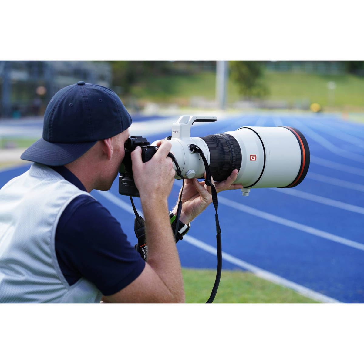 sony-fe-400mm-f-2-8-gm-oss-super-telephoto-prime-lens-white image 8