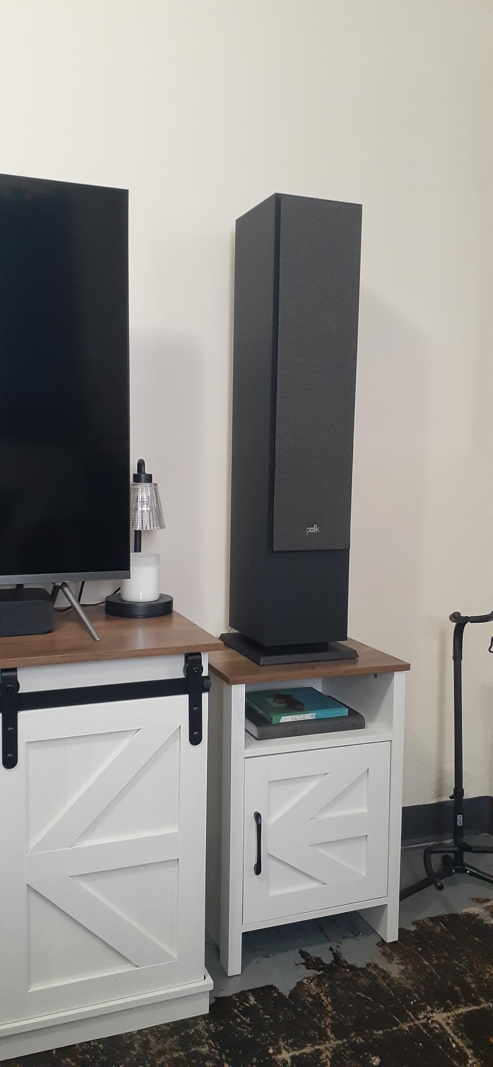 Volume knob crackles