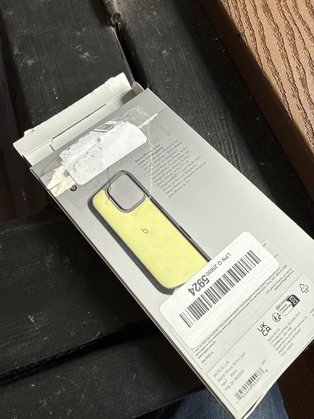 Great case, but glossy