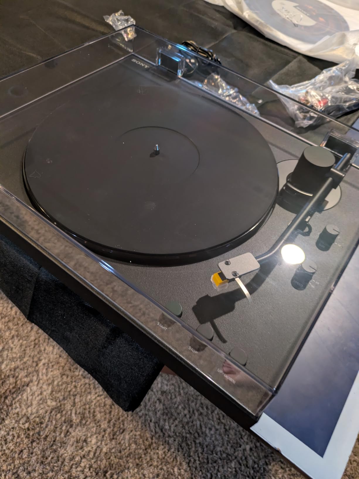 Solid turntable