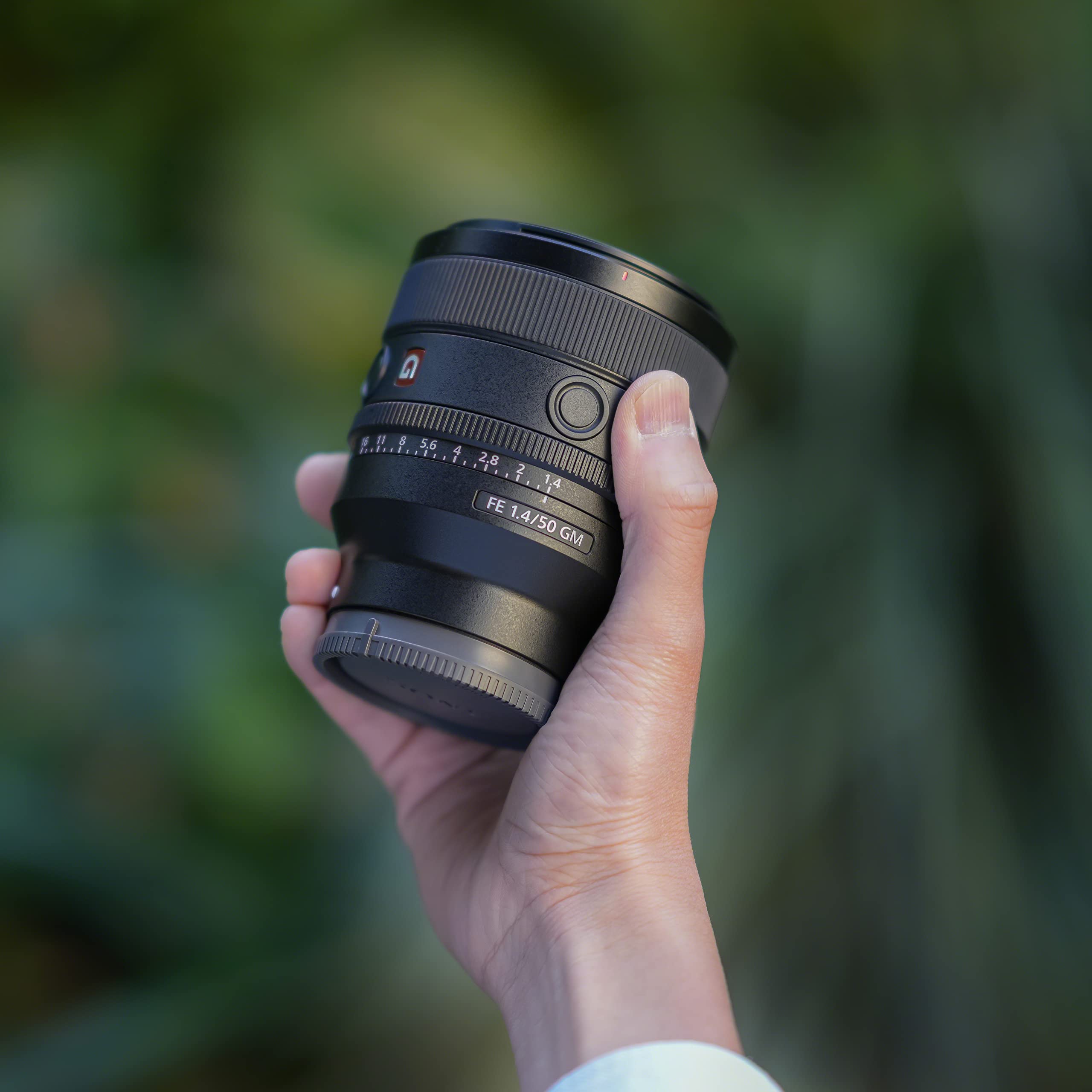 sony-fe-50mm-f1-4-gm-lens-sony-e-mount image 5