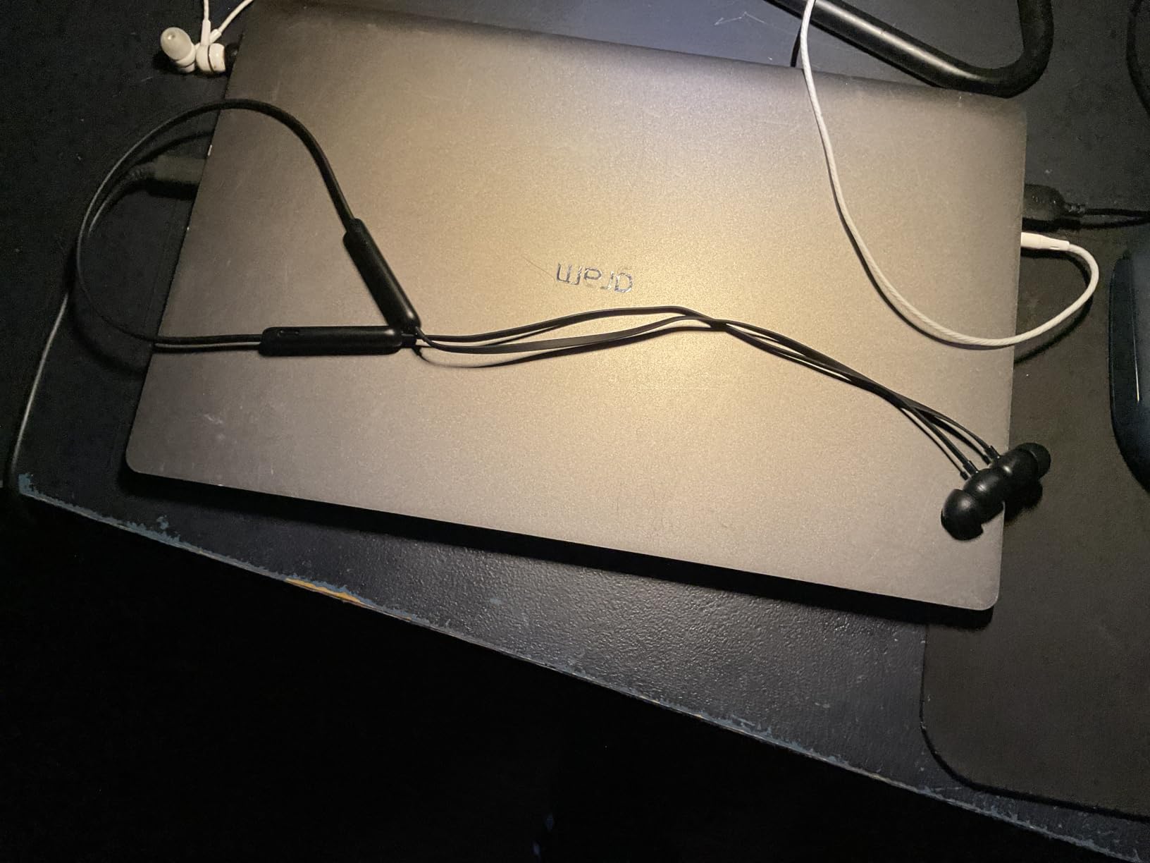 Nice earbuds