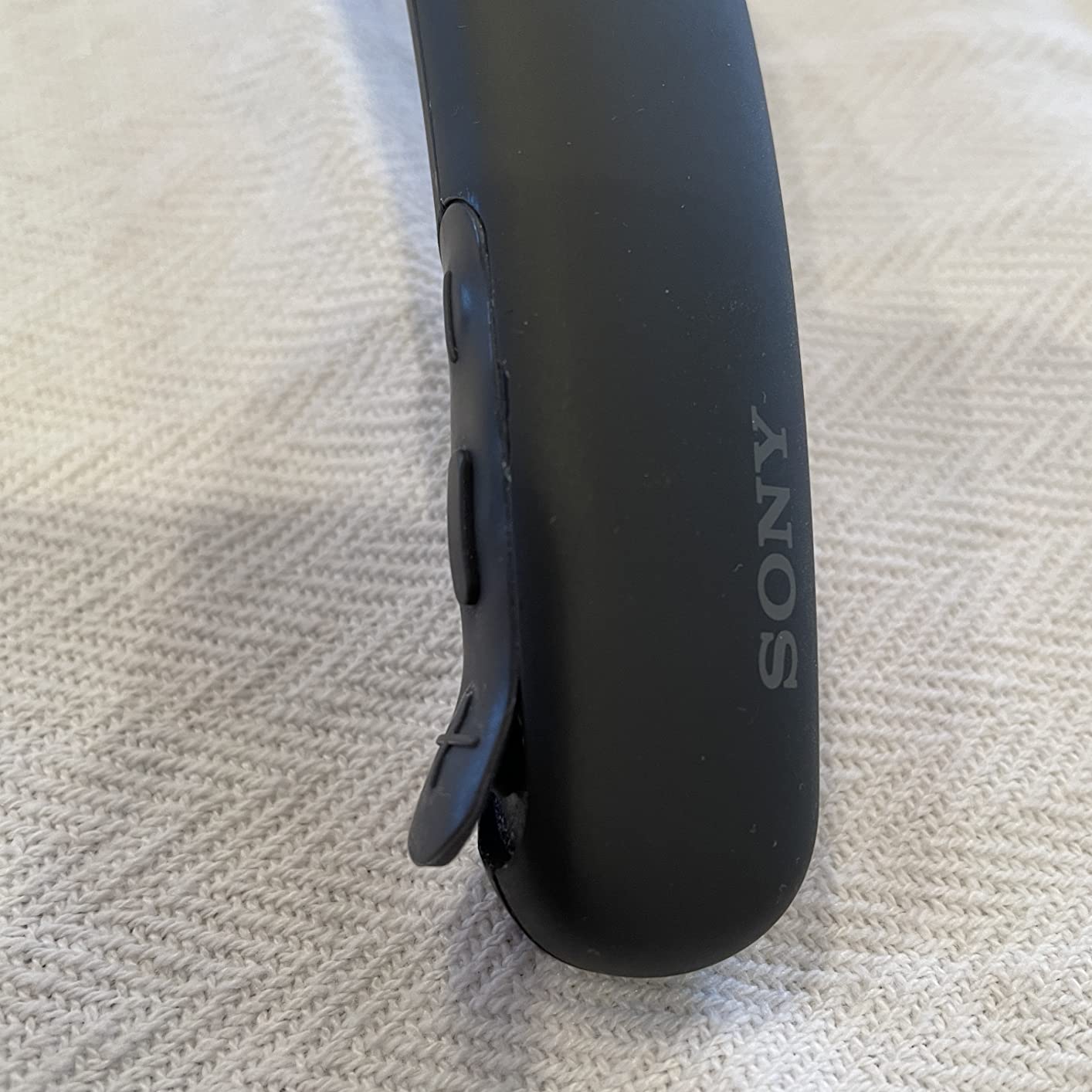 No more headset marks