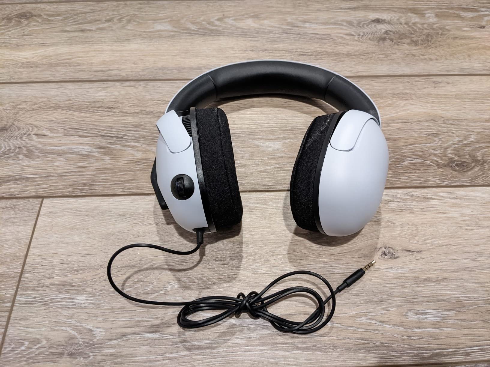 Good headset for the price