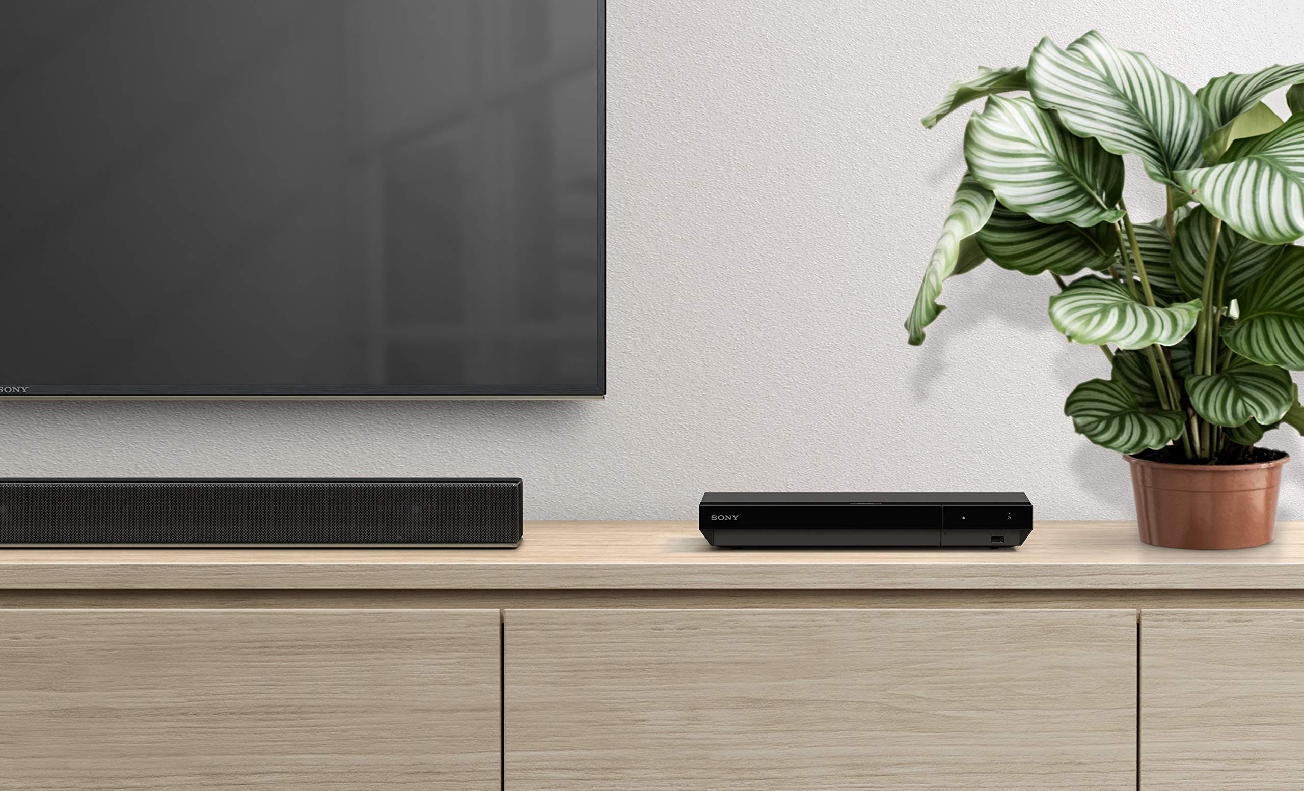 sony-ubp-x700u-4k-ultra-hd-home-theater-blu-ray-dvd-player-with-dolby-vision-and image 3