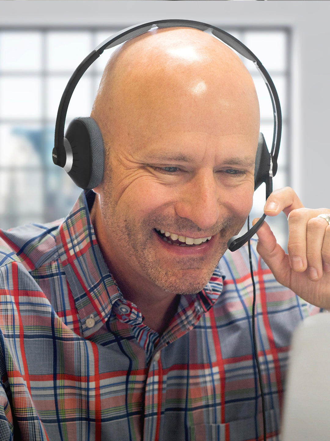 koss-cs300-usb-wired-communication-headset-with-noise-cancelling-mic image 3