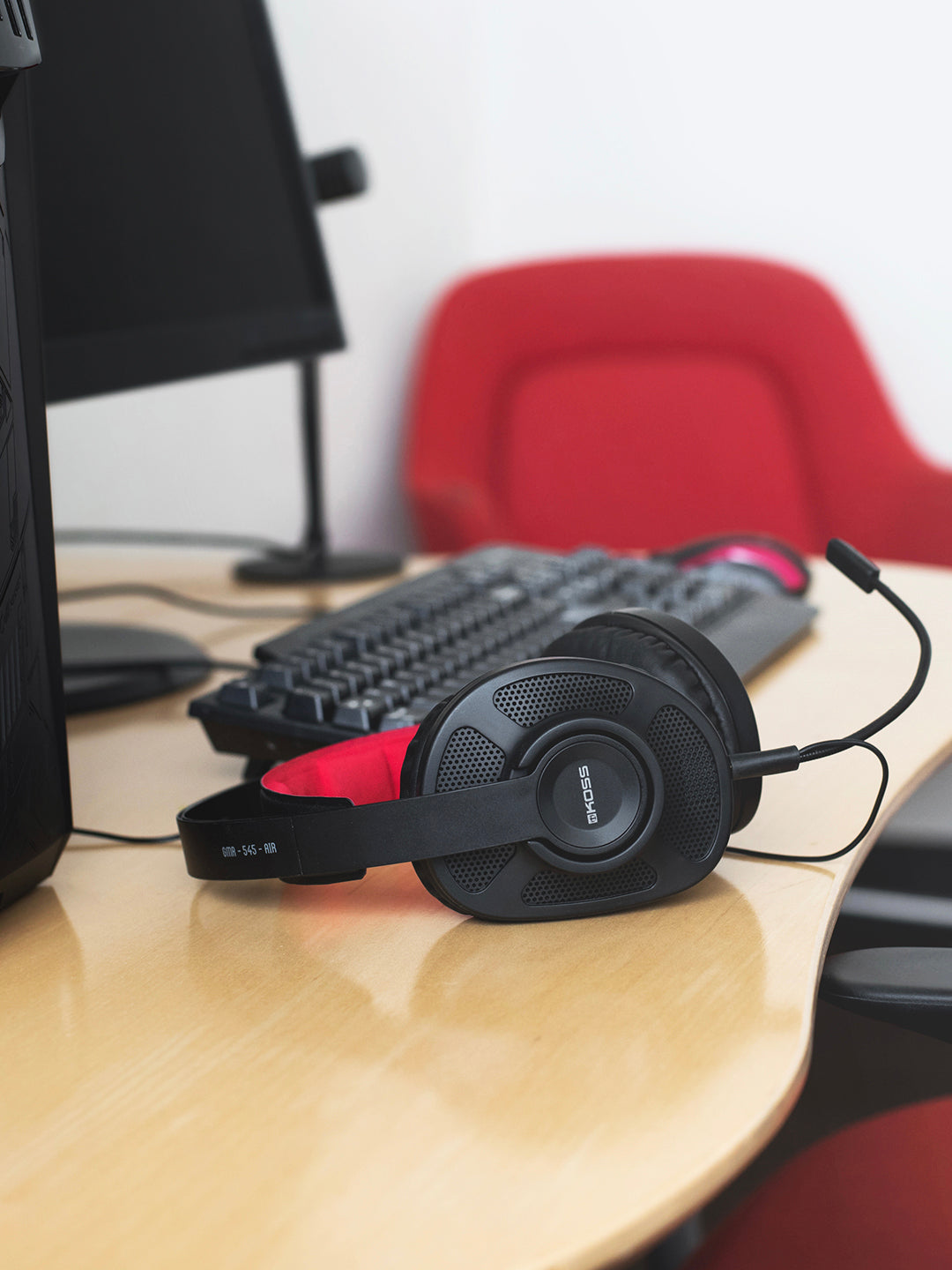 koss-gmr-545-a-air-open-back-gaming-headset-with-boom-mic image 7