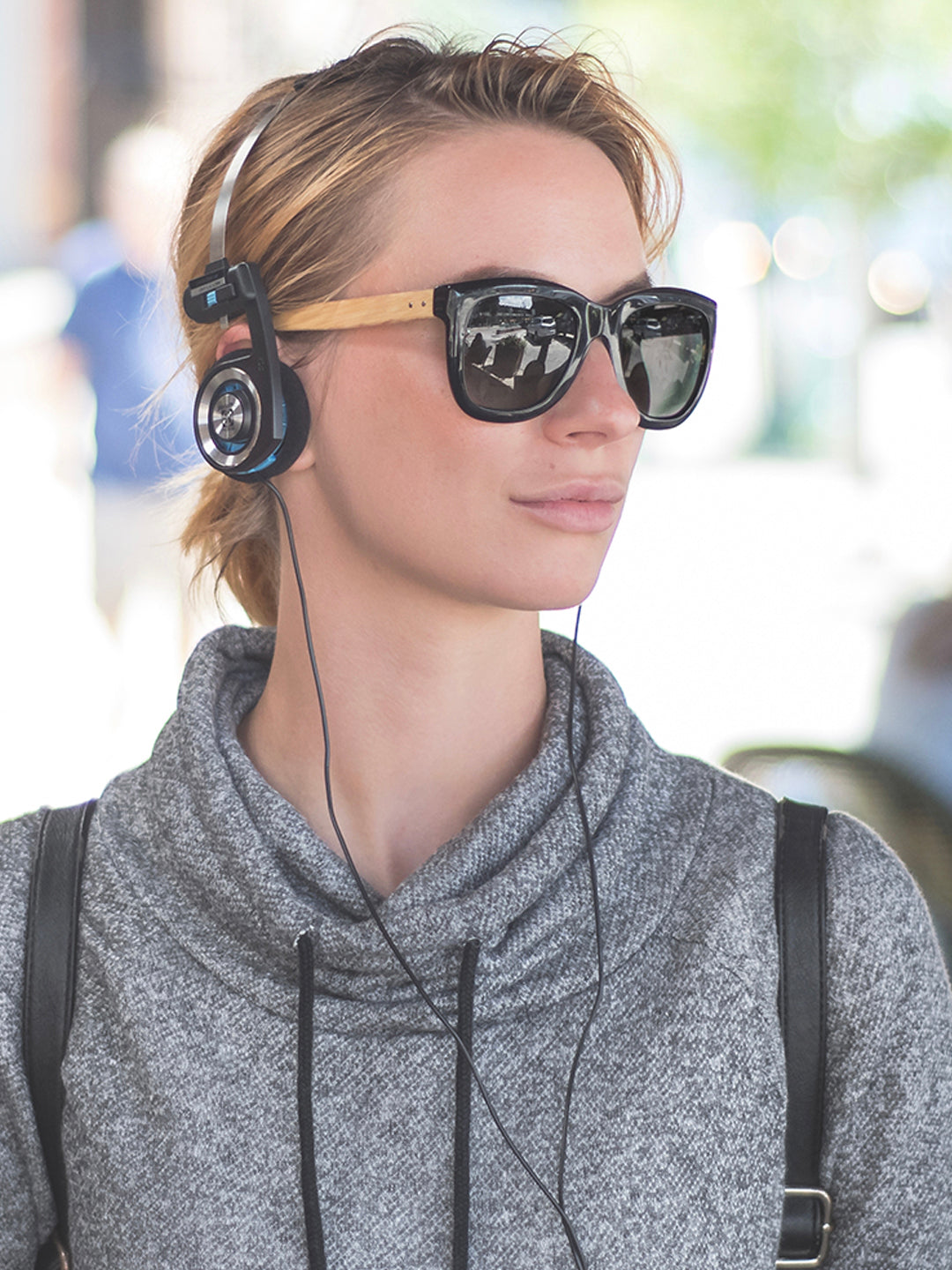 koss-porta-pro-on-ear-headphones-classic-wired image 2