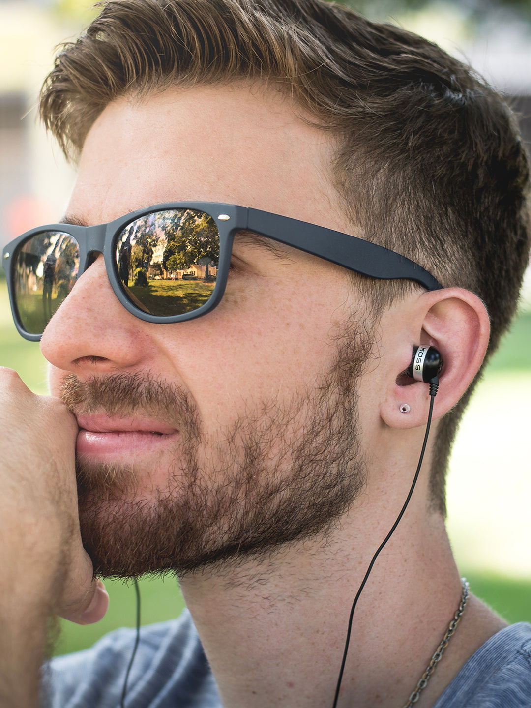 koss-plug-colors-in-ear-noise-isolating-headphones-multiple-colors image 3