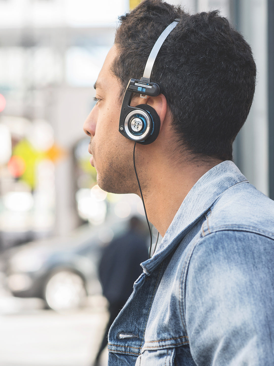 koss-porta-pro-on-ear-headphones-classic-wired image 3