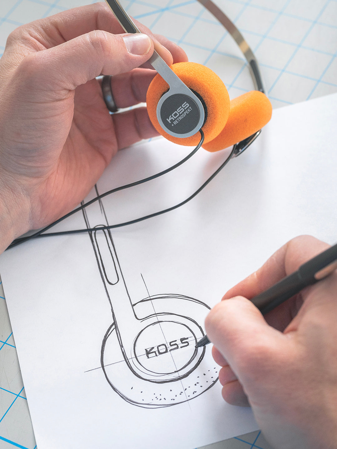 koss-x-retrospekt-p-21-retro-on-ear-headphones image 6