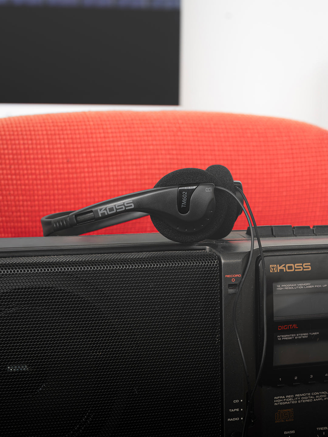 koss-tm602-retro-on-ear-headphone-with-microphone image 6
