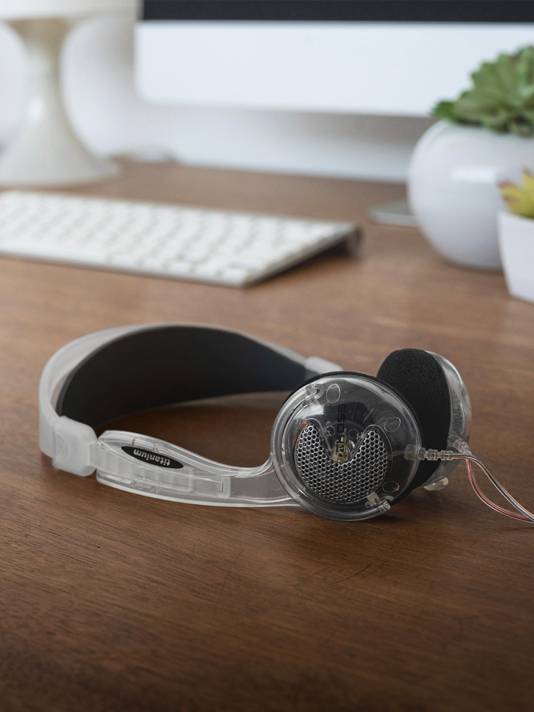 koss-ktxpro1-clear-on-ear-headphones-with-titanium-coated-drivers image 6