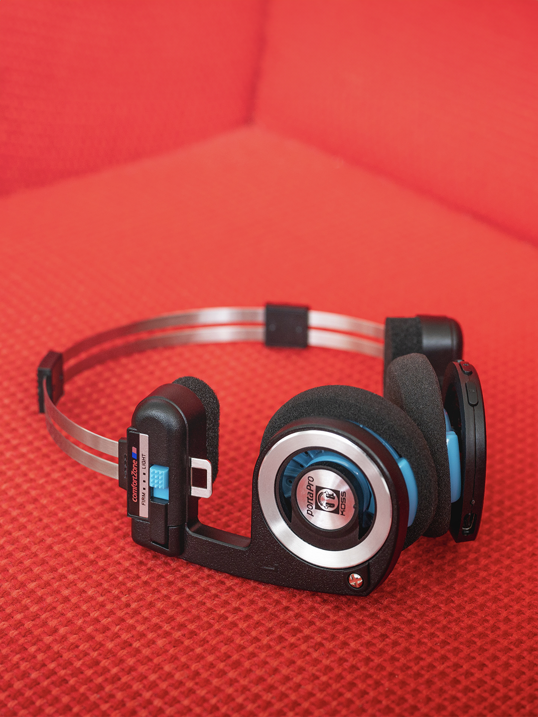 koss-porta-pro-wireless-on-ear-headphones-with-bluetooth-5-2-and-usb-c-charging image 7