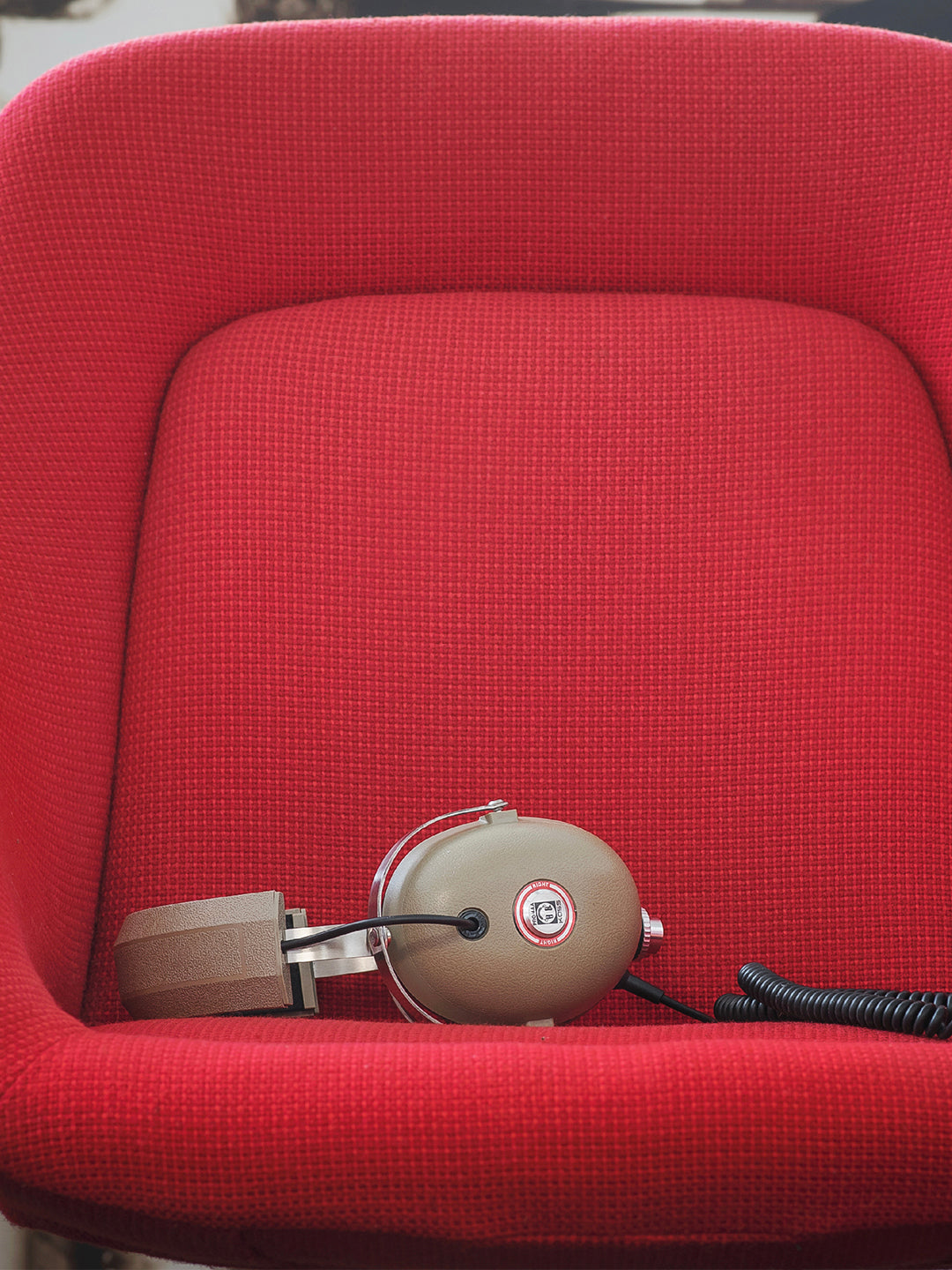 koss-pro4aa-professional-over-ear-studio-headphones-1970-classic image 7